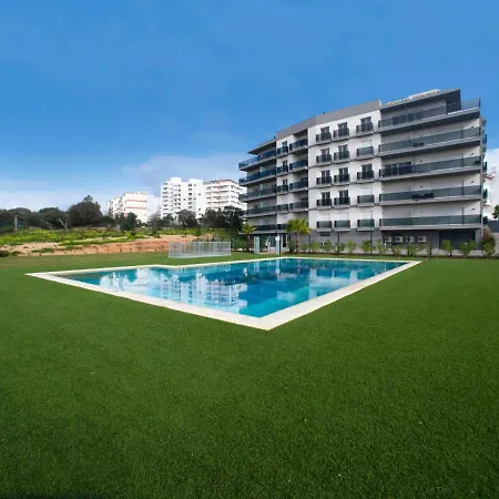 Emerson Plaza By Interhome Portimão