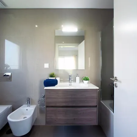 Emerson Plaza By Interhome דירה פורטימאו